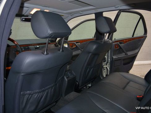 Used 2002 Mercedes-Benz E 430 Sedan image 20