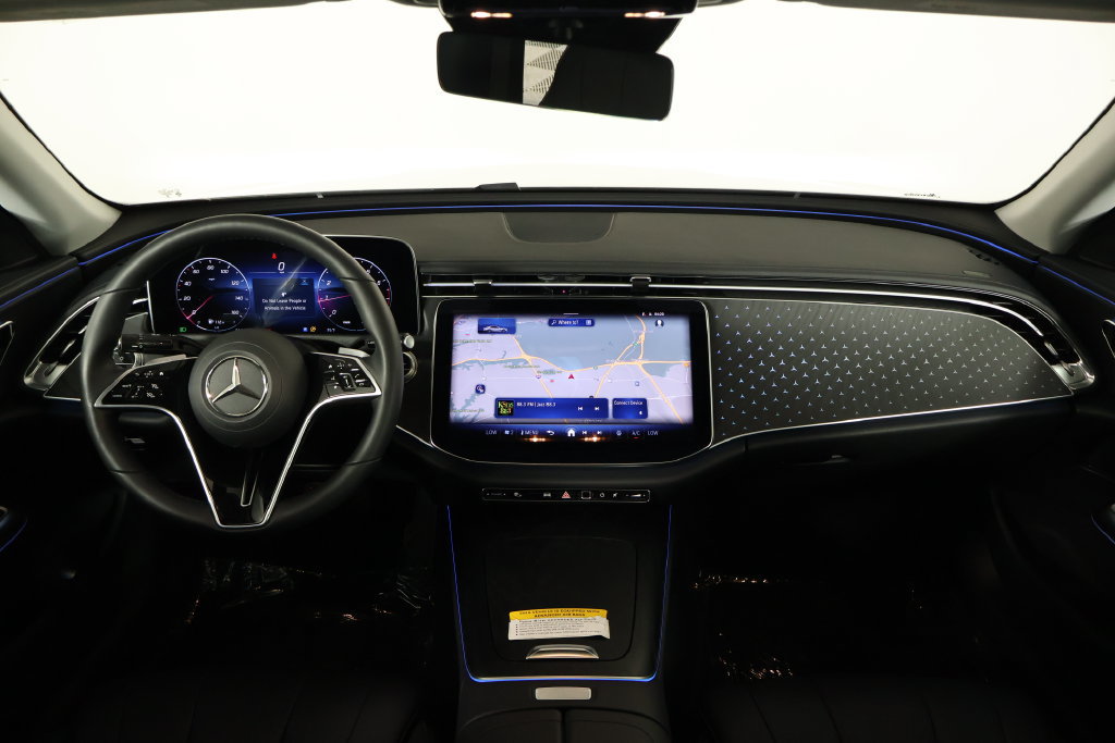 Used 2026 Mercedes-Benz E 350 4MATIC Sedan image 8