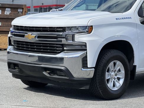 Used 2022 Chevrolet Silverado 1500 LT w/ Work Truck Package AWD/4WD image 27