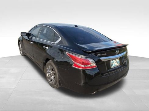 Used 2015 Nissan Altima 2.5 S w/ Special Edition Package image 7