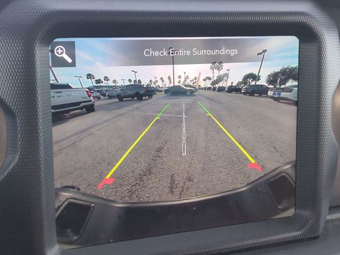 Certified 2023 Jeep Gladiator Sport image 19