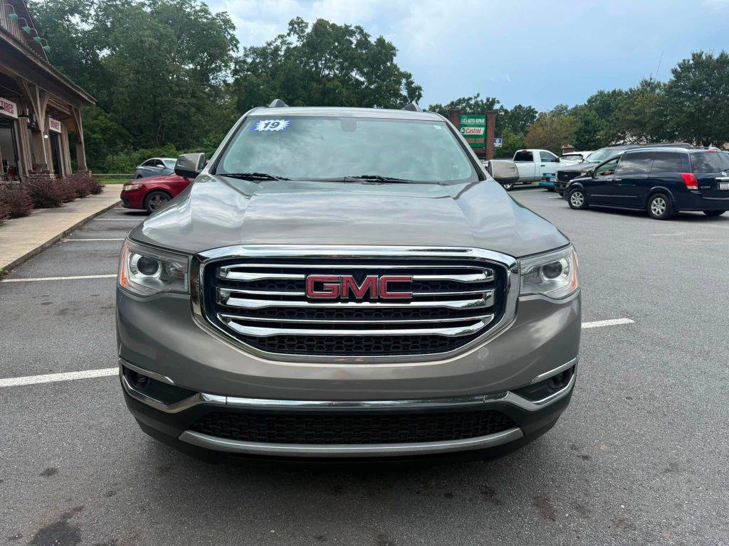 Used 2019 GMC Acadia SLT FWD image 2