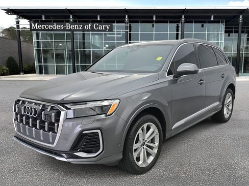 Used 2025 Audi Q7 2.0T Premium image 1