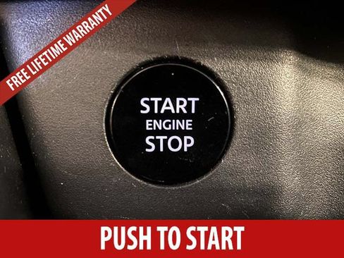 Used 2025 Nissan Rogue SV AWD/4WD image 15