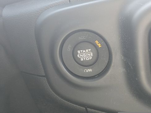 Used 2021 Jeep Wrangler Unlimited Sport image 26