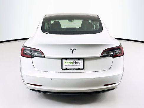 Used 2020 Tesla Model 3 Standard Range Plus image 7