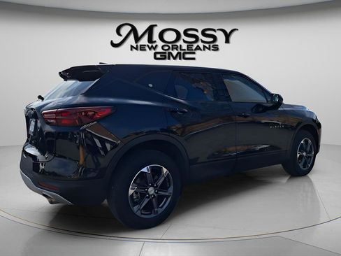 Used 2025 Chevrolet Blazer LT image 5