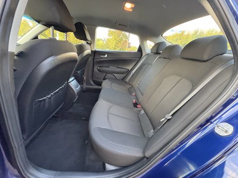 Used 2018 Kia Optima LX w/ 17" Alloy Wheels Package image 23
