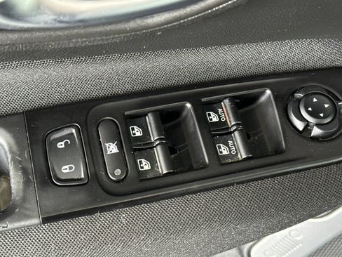 Used 2020 Jeep Renegade Sport FWD image 14
