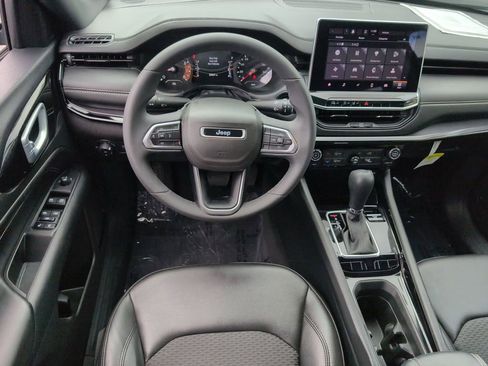 Certified 2022 Jeep Compass Altitude image 23