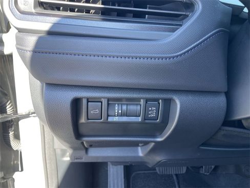 Certified 2025 Subaru Forester Premium w/ Convenience Package #2 image 18