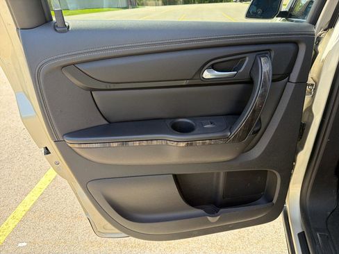 Used 2014 GMC Acadia SLT AWD/4WD image 43
