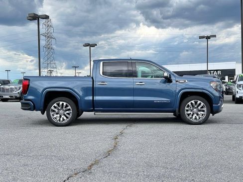 New 2026 GMC Sierra 1500 Denali w/ Denali Reserve Package AWD/4WD image 3