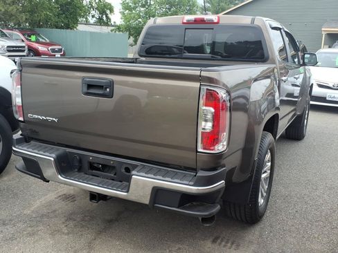 Used 2016 GMC Canyon SLT w/ Driver Alert Package AWD/4WD image 4
