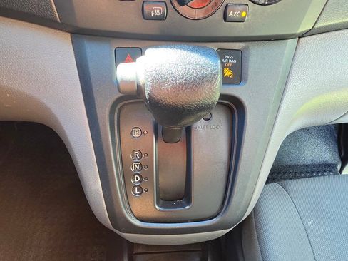 Used 2017 Nissan NV200 SV w/ Technology Package FWD image 37