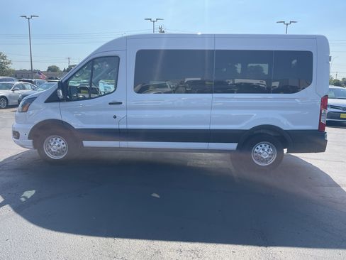 Used 2024 Ford Transit 350 XLT image 2