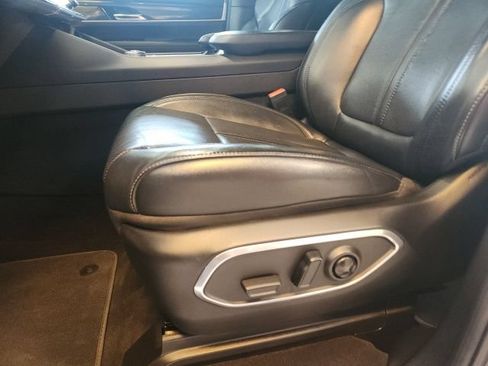 Used 2022 Jeep Wagoneer Series I w/ Premium Group I RWD image 22