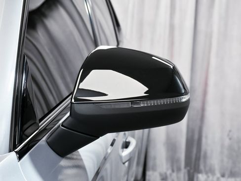 Used 2023 Audi SQ5 Premium Plus w/ Premium Plus Package image 89