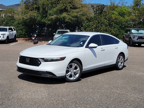 Used 2024 Honda Accord LX image 1