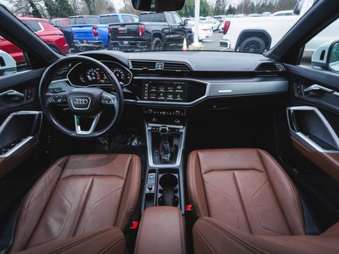 Used 2023 Audi Q3 2.0T Premium w/ Convenience Package image 32