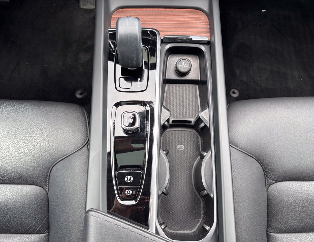 Certified 2023 Volvo XC60 B5 Plus w/ Climate Package AWD/4WD image 30