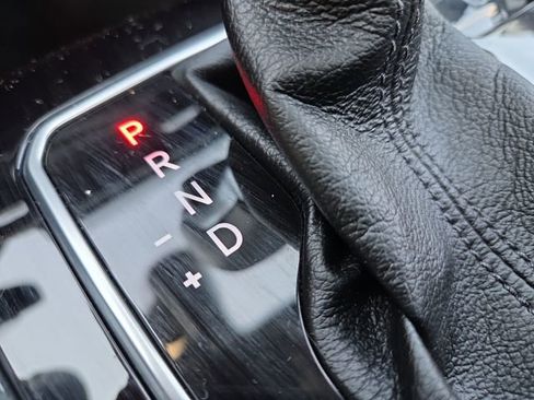 Used 2025 Jeep Compass Latitude w/ Sun & Sound Group image 23