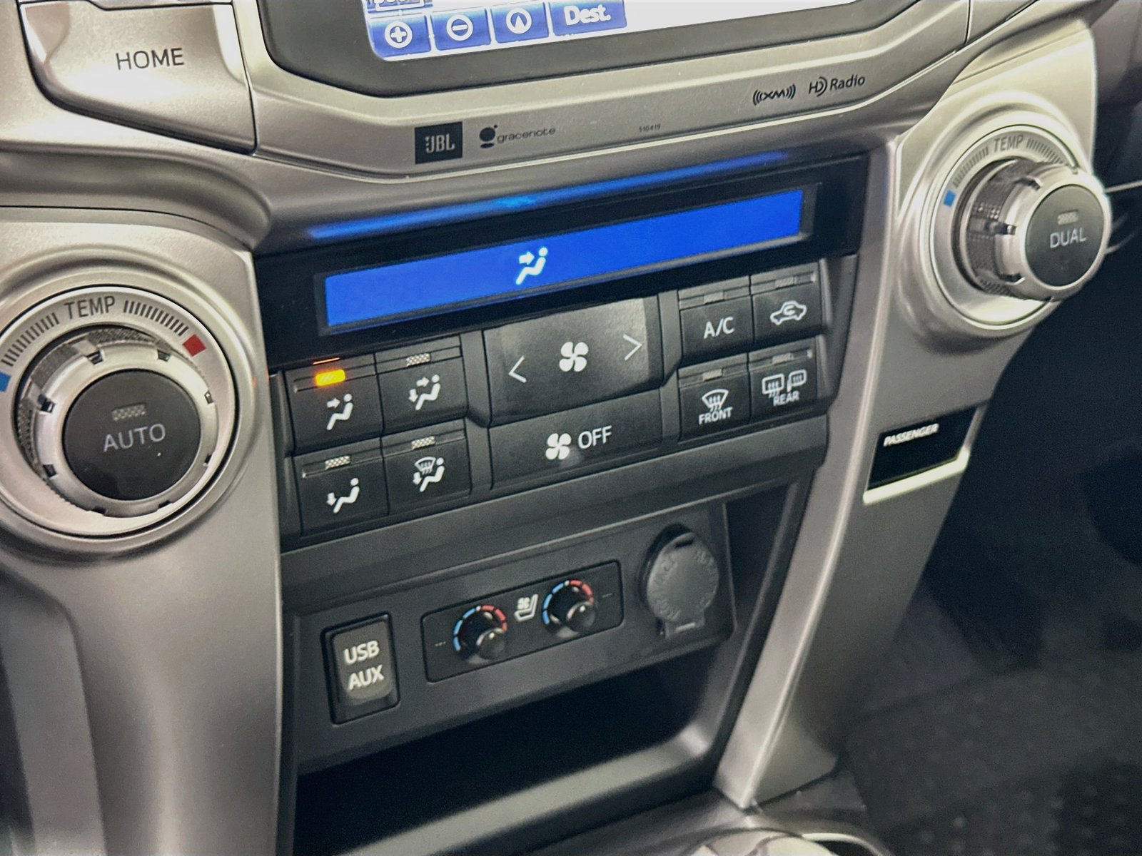 Used 2019 Toyota 4Runner Limited AWD/4WD image 17