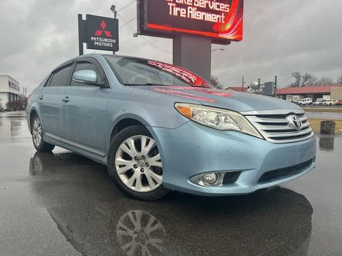 Used 2012 Toyota Avalon image 1