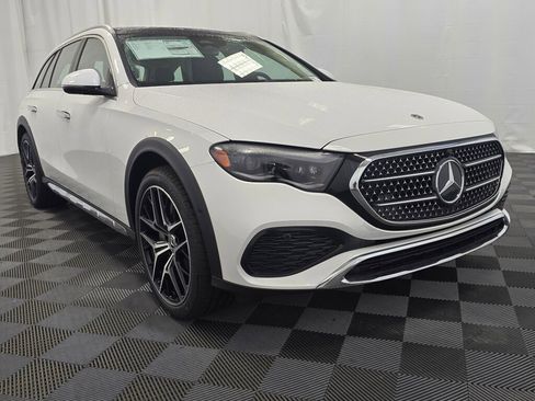 New 2026 Mercedes-Benz E 450 4MATIC All-Terrain Wagon image 8