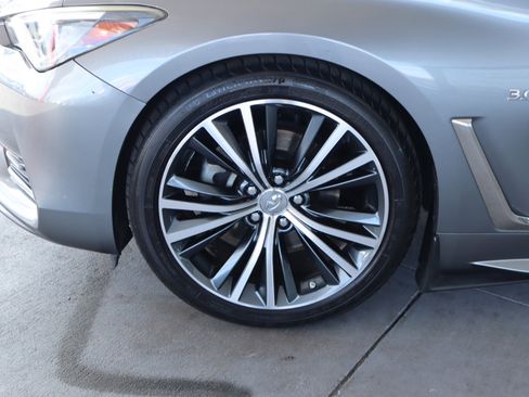 Used 2018 INFINITI Q60 3.0t Luxe w/ Sensory Package 3.0T Luxe image 12