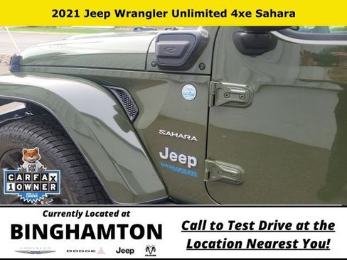 Used 2021 Jeep Wrangler Unlimited Sahara w/ Dual Top Group AWD/4WD image 8