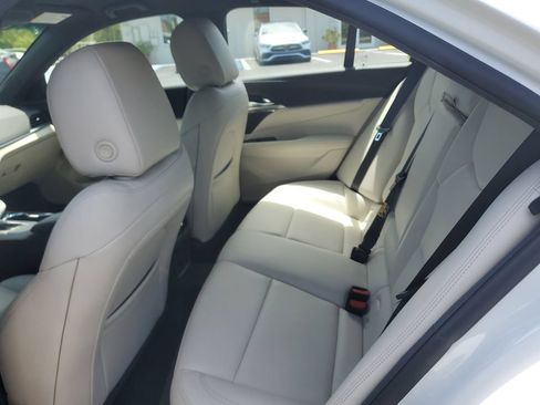Certified 2023 Cadillac CT4 Luxury RWD image 14