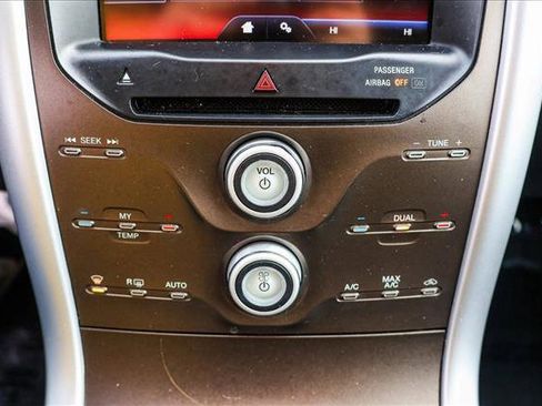 Used 2013 Ford Edge SEL w/ Driver Entry Pkg image 18