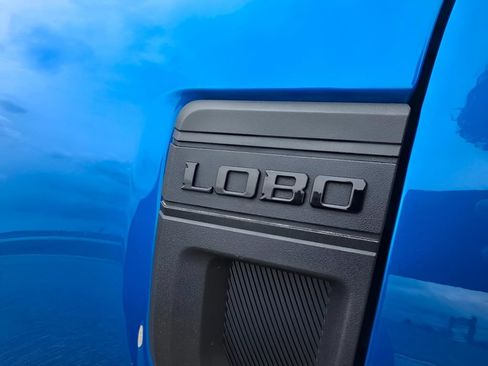 Used 2025 Ford Maverick Lobo AWD/4WD image 31