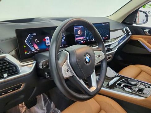 Used 2024 BMW X7 xDrive40i w/ Premium Package AWD/4WD image 20