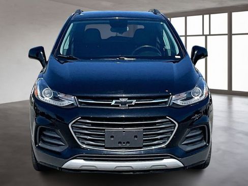 Used 2019 Chevrolet Trax LT w/ LT Convenience Package FWD image 5