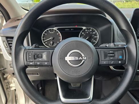 Used 2023 Nissan Rogue SV AWD/4WD image 22