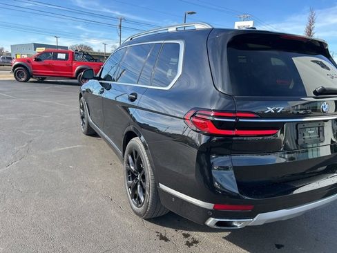 Used 2023 BMW X7 xDrive40i w/ Premium Package image 8