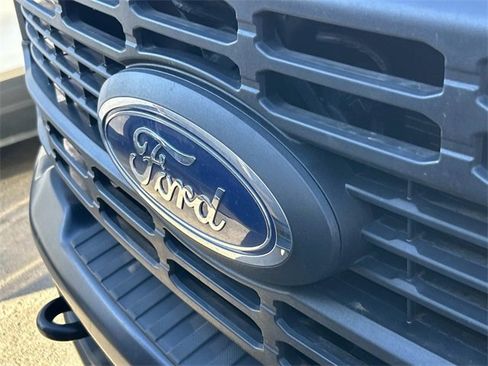 Used 2023 Ford F250 XL image 8