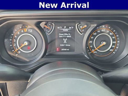 Used 2024 Jeep Gladiator Sport image 26