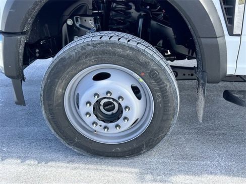 New 2025 Ford F550 4x4 SuperCab Super Duty image 18