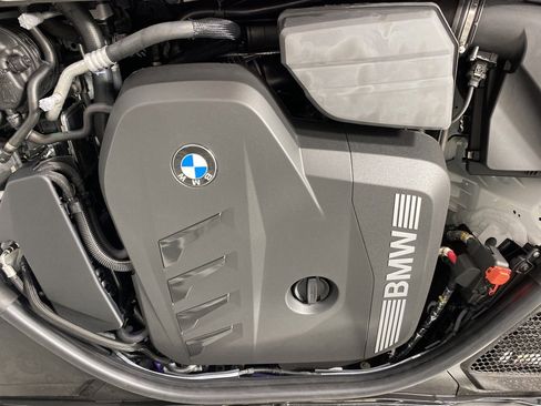 New 2025 BMW 330i xDrive Sedan w/ Convenience Package image 28