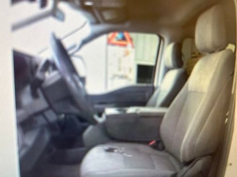Used 2024 Ford F250 XLT AWD/4WD image 8