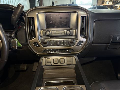 Used 2018 GMC Sierra 3500 Denali w/ Duramax Plus Package AWD/4WD image 21