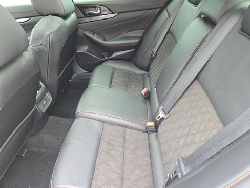 Used 2023 Nissan Maxima SR w/ Sport Mat Group FWD image 17
