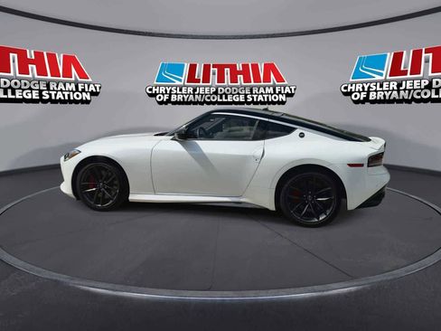 Used 2024 Nissan Z Performance w/ Floor Mat Package image 5