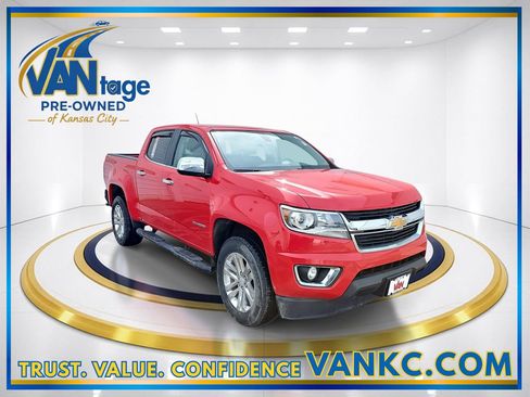 Used 2016 Chevrolet Colorado LT w/ Luxury Package, Chrome image 3
