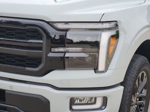 Used 2024 Ford F150 Lariat w/ FX4 Off-Road Package AWD/4WD image 9