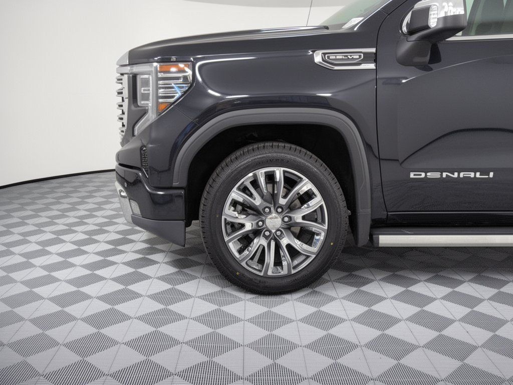 Used 2023 GMC Sierra 1500 Denali w/ Denali Reserve Package RWD image 13