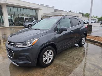 Used 2017 Chevrolet Trax LT w/ LT Convenience Package FWD video 1